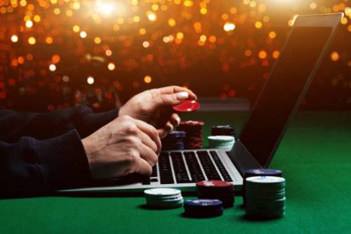 Guía de Casinos Online Seguros: Compara Licencias, Bonos, Métodos de Pago, Reputación, Software y Protección del Jugador